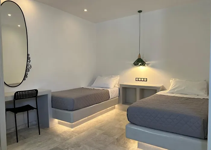 Aphrodite Hotel & Apartments